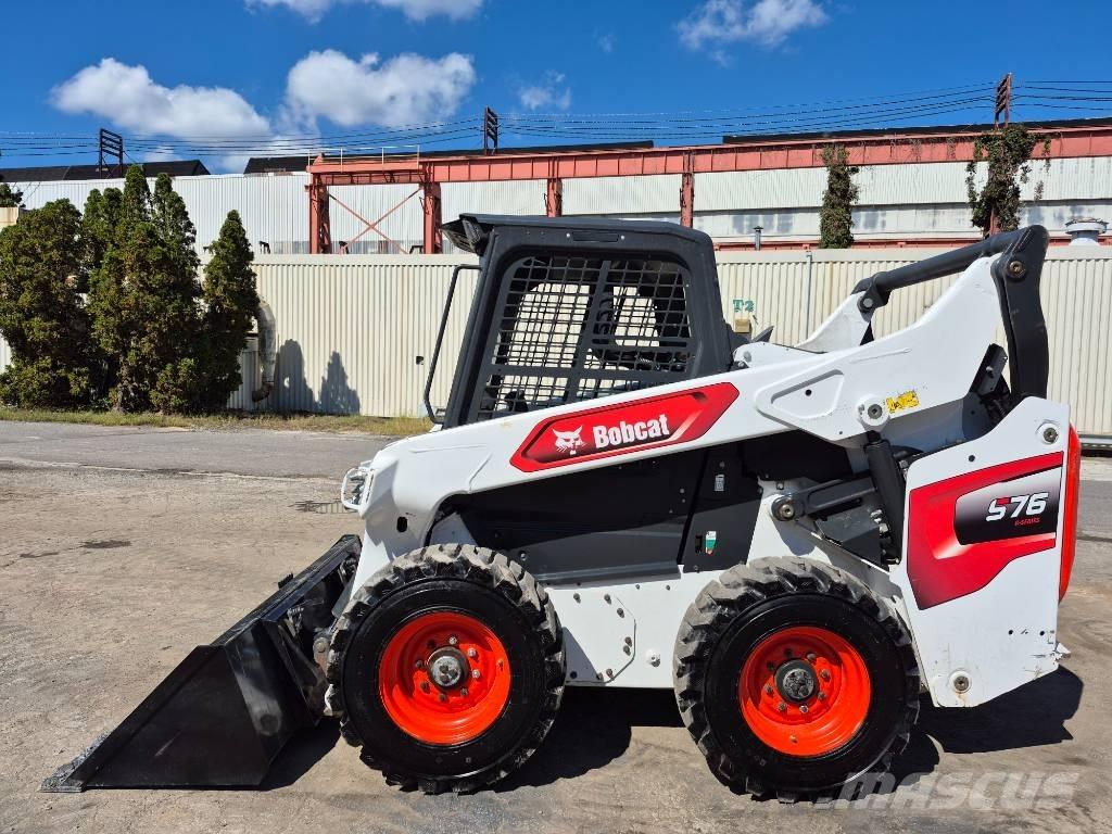 Bobcat S 76 لوادر انزلاقية التوجيه