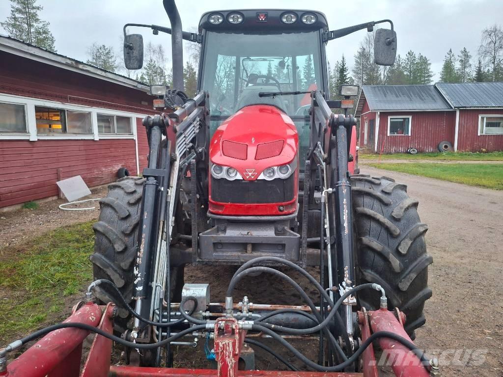 Massey Ferguson 5450 الجرارات