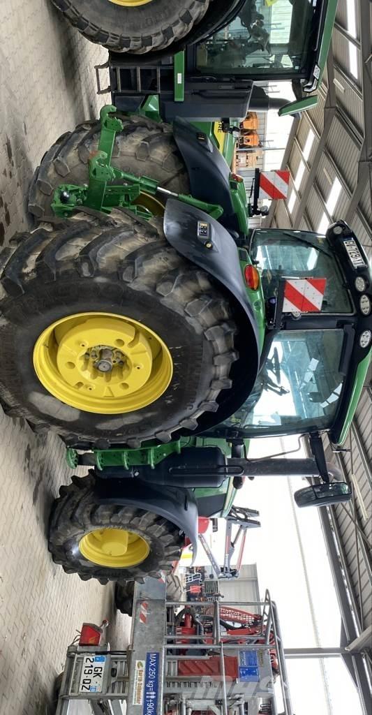 John Deere 6R 175 الجرارات