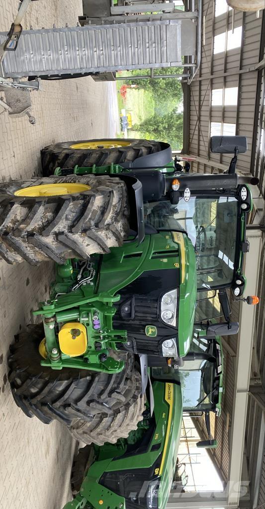 John Deere 6R 175 الجرارات