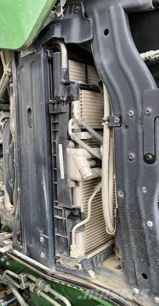 John Deere 6R 175 الجرارات