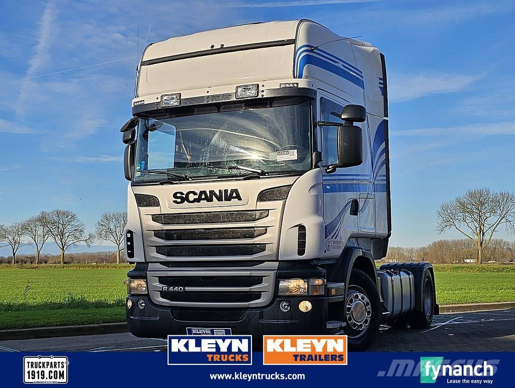 Scania R440 وحدات الجر