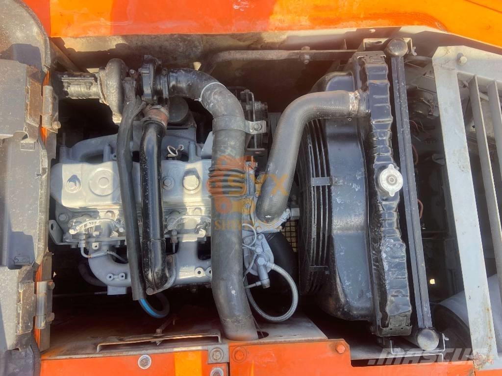 Hitachi EX 120 حفارات زحافة