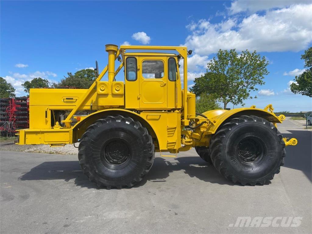 Kirovets K 701 V12 الجرارات