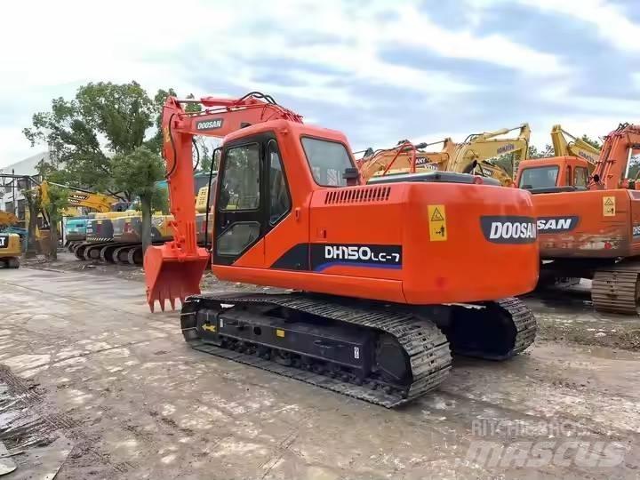 Doosan DH 150 LC-7 حفارات زحافة