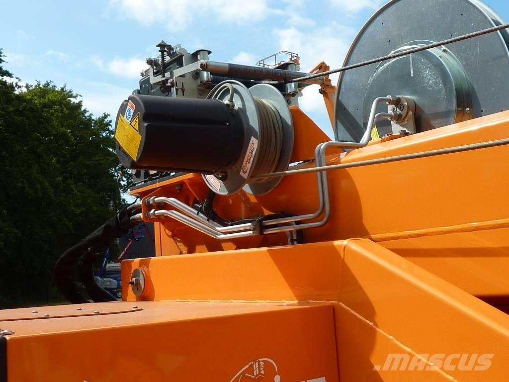 Böcker AHK 30 KS رافعات أخرى