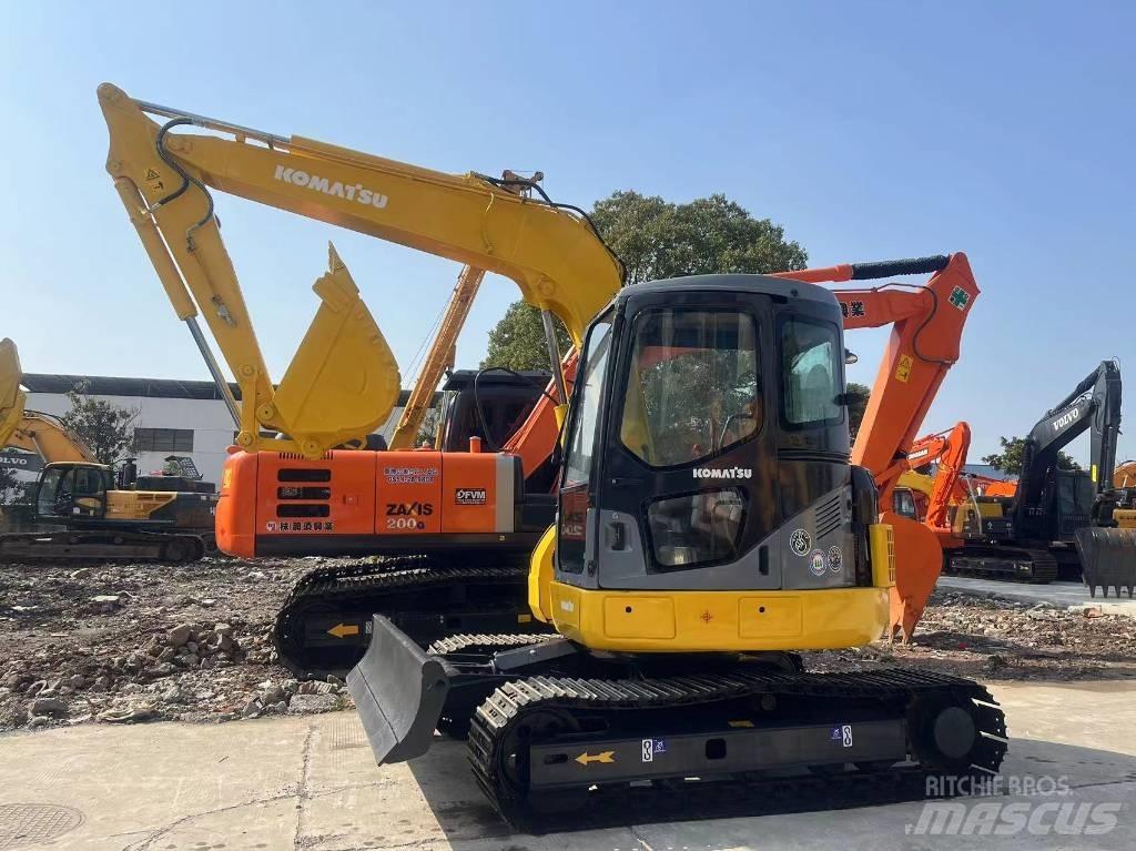 Komatsu pc78 حفارات زحافة