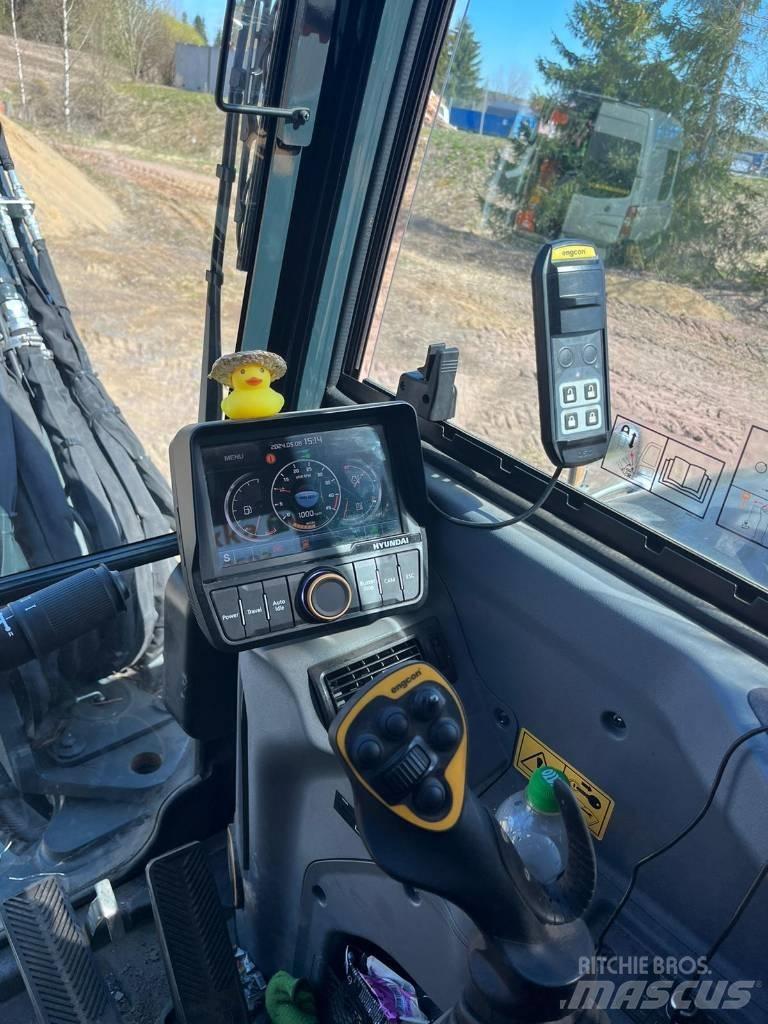 Hyundai HW 65 A حفارات بعجل