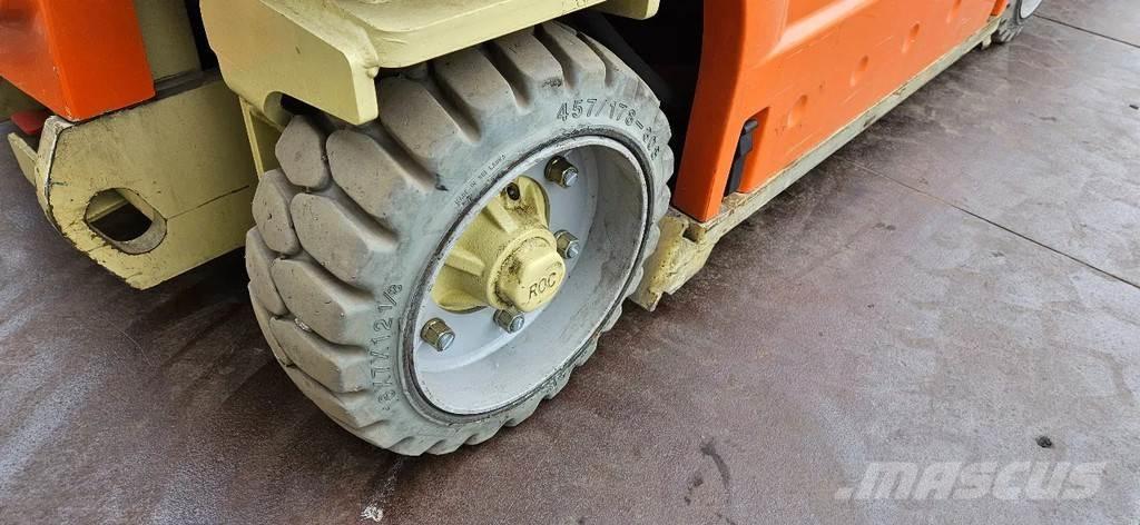 JLG TOUCAN 1210 رافعات ومنصات أخرى