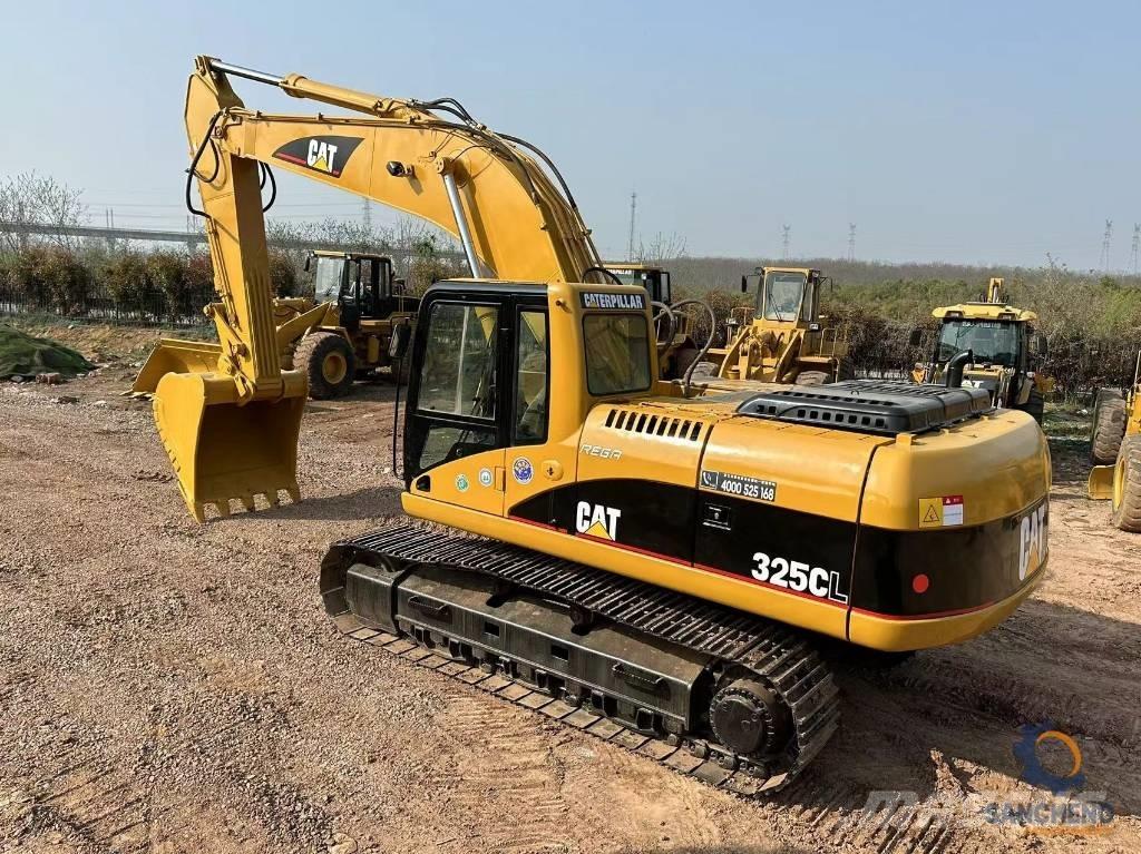 CAT 325CL حفارات زحافة
