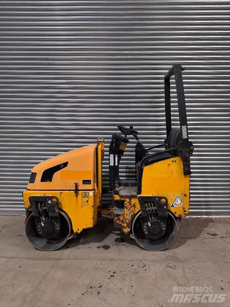 JCB VMT 160-80 مداحل ثنائية الاسطوانة