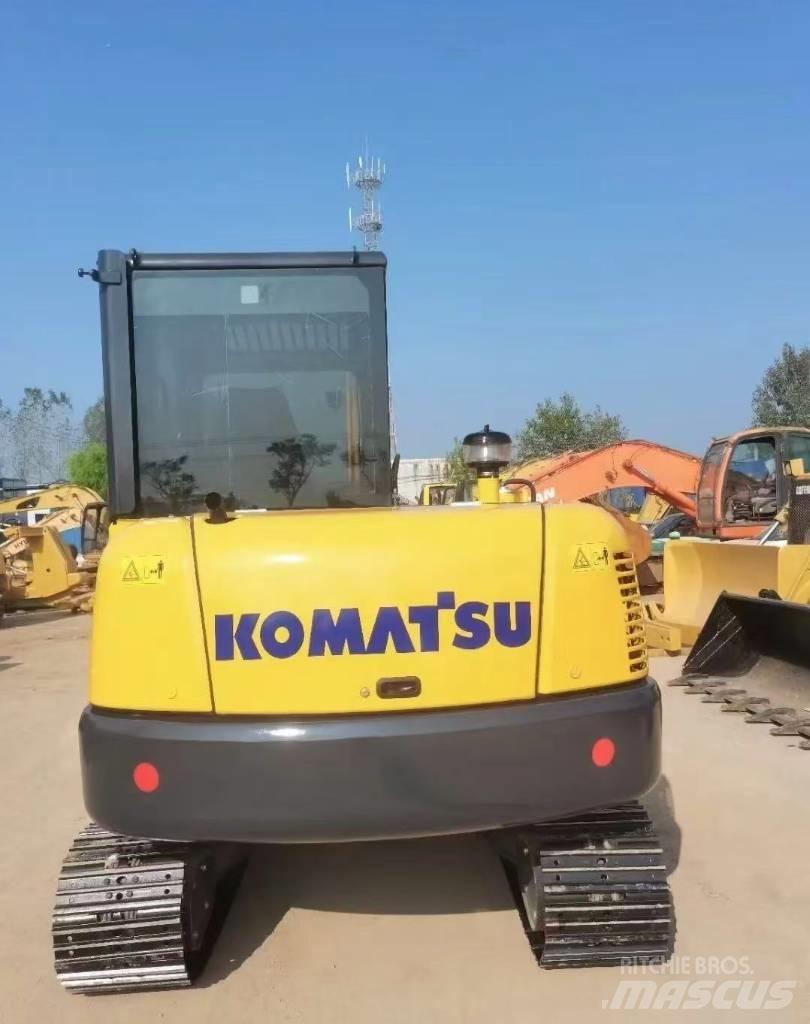 Komatsu PC 56 حفارات صغيرة أقل من 7 طن (حفارات صغيرة)
