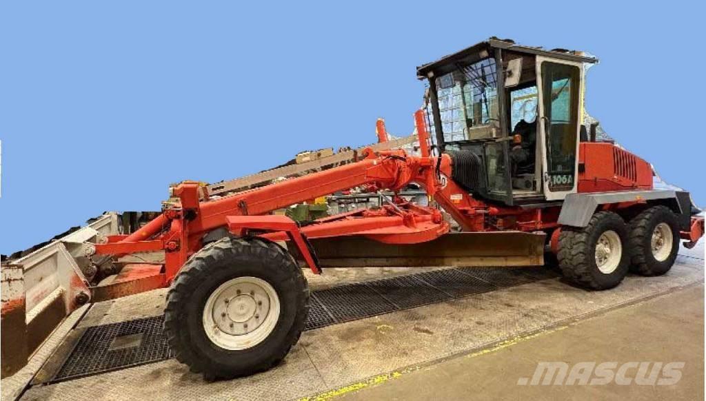 O&K F106 A - 6x6 معدات تمهيد الطرق