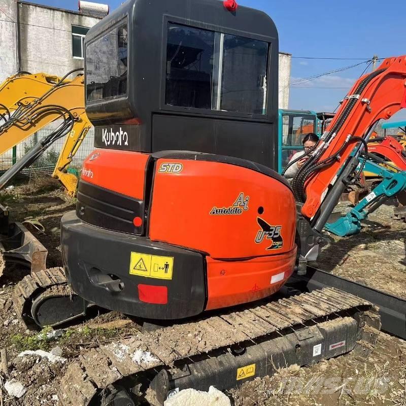 Kubota U 35 حفارات صغيرة أقل من 7 طن (حفارات صغيرة)