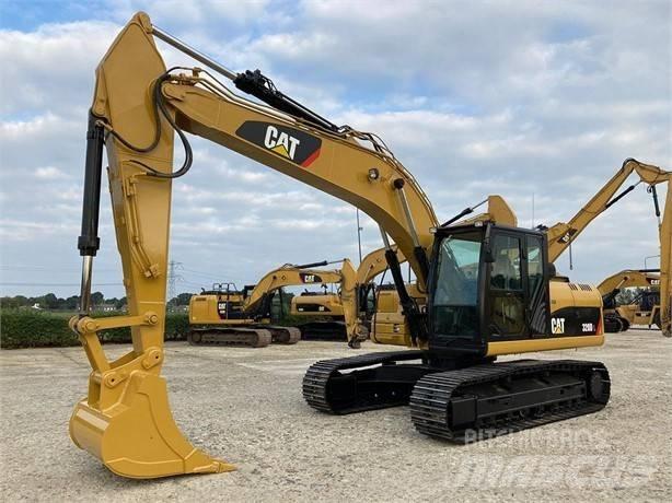 CAT 320 D L حفارات زحافة