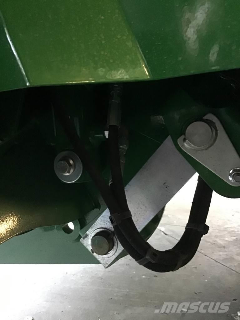 John Deere V461M محزمات مستديرة