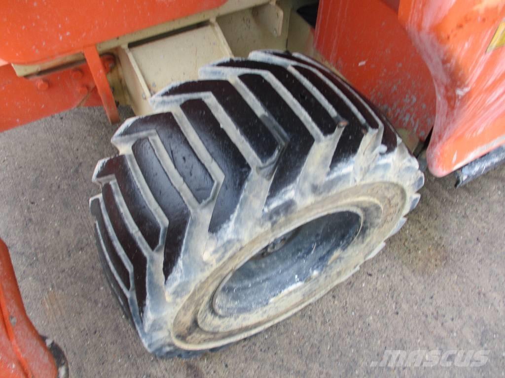 JLG 4384 RT (219) رافعات مقصية الشكل