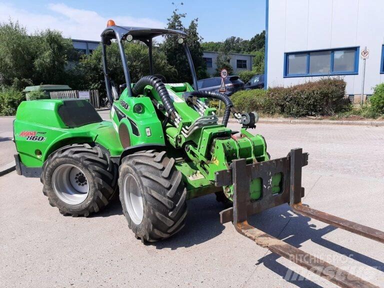 Avant 860 i لوادر متعددة الأغراض