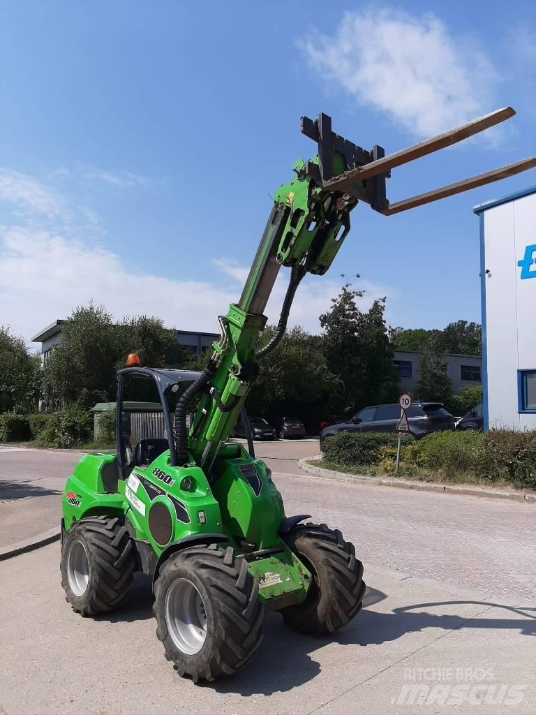 Avant 860 i لوادر متعددة الأغراض