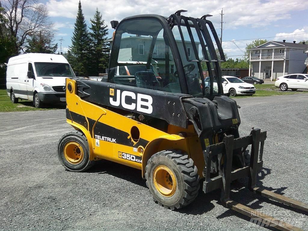 JCB 35 D شاحنات الطرق الوعرة