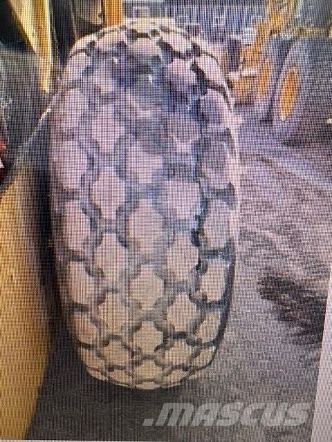 Bomag BW 211 D مداحل ثنائية الاسطوانة