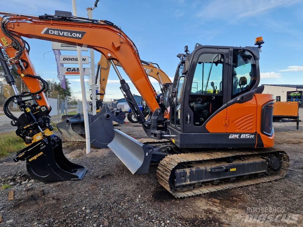 Develon DX 85 R-7 حفارات وسط 7 طن - 12 طن