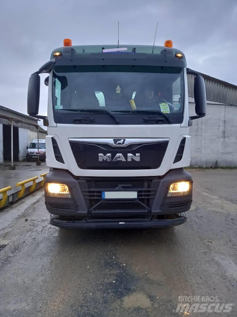 MAN TGS 32.430 شاحنات خرسانة