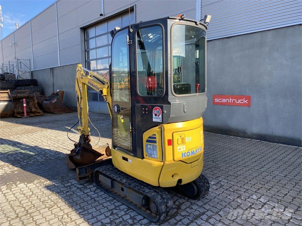 Komatsu PC16R-3HS حفارات بعجل