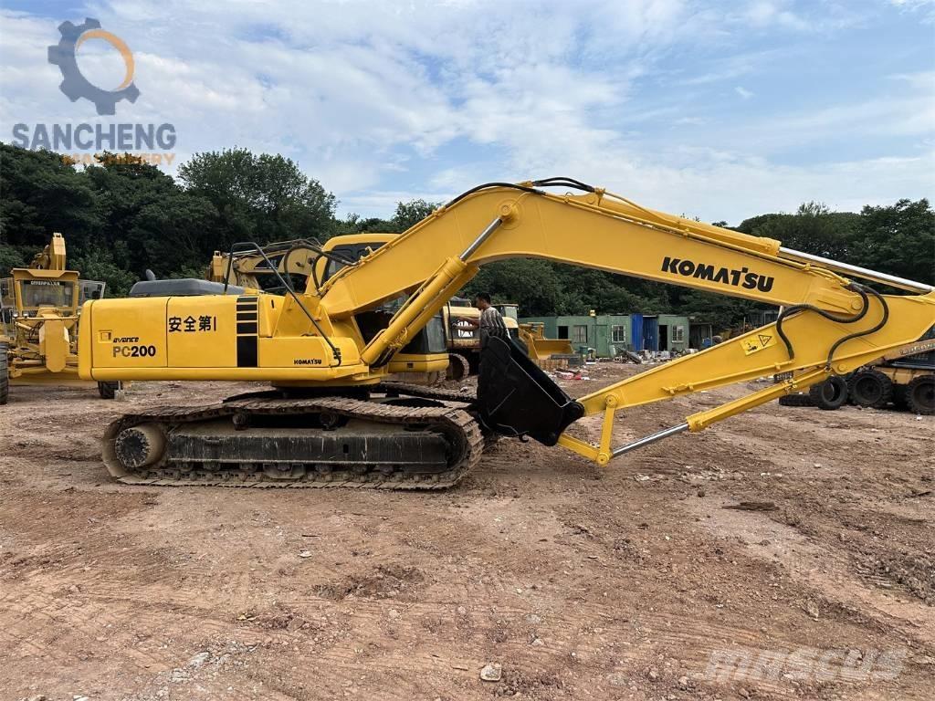 Komatsu PC 200-6 حفارات زحافة