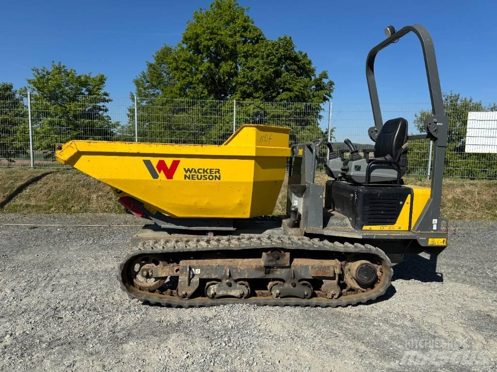 Wacker Neuson DT23 عربات نقل قلابة مجنزرة