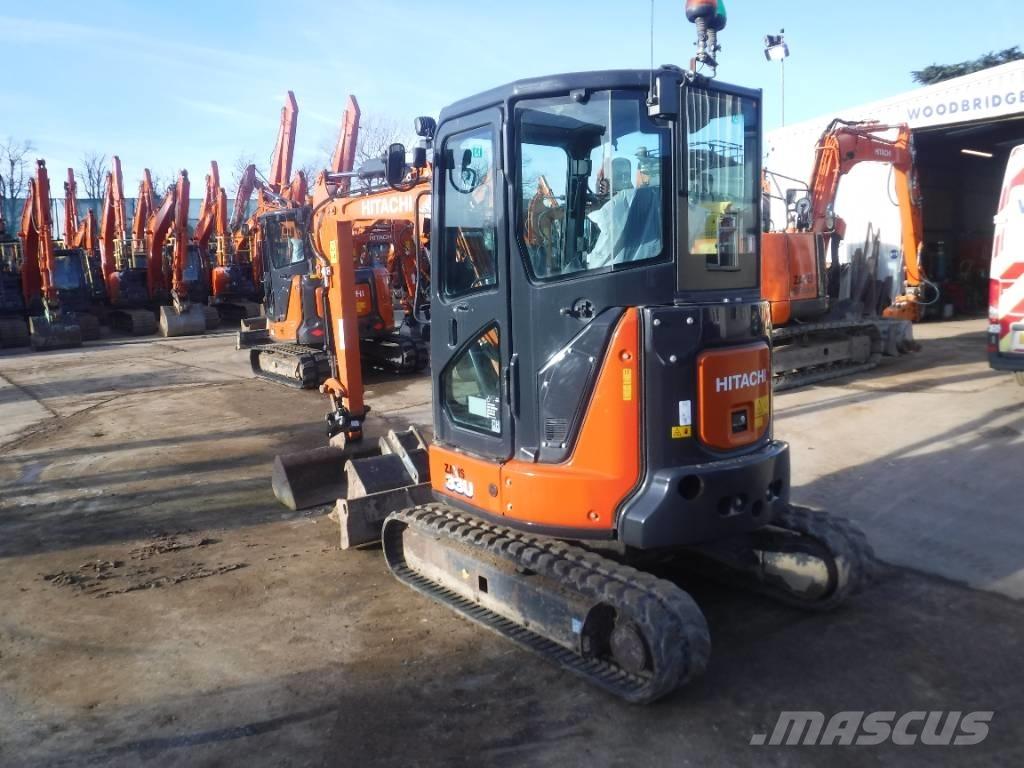 Hitachi ZX 33 U-6 حفارات صغيرة أقل من 7 طن (حفارات صغيرة)