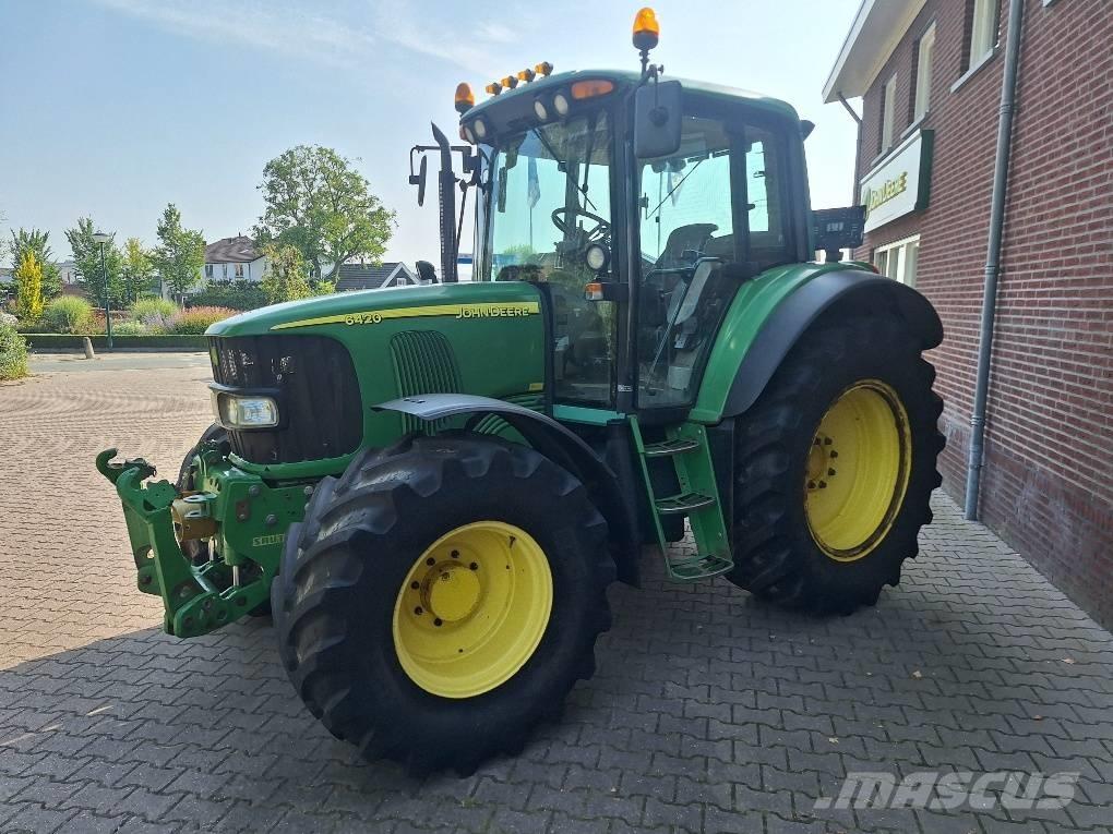John Deere 6420 الجرارات
