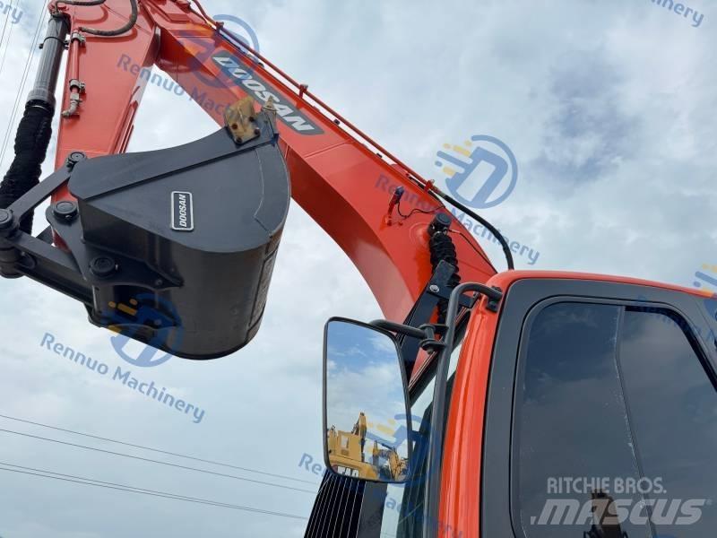 Doosan DX 225 LC-9C حفارات زحافة