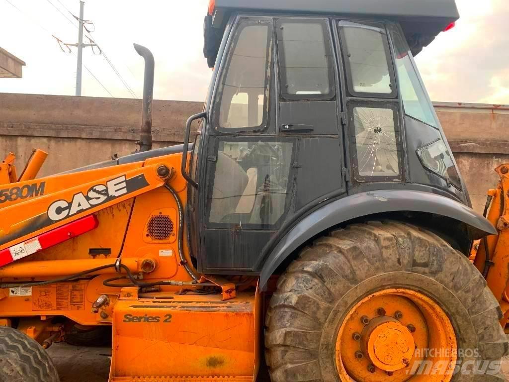 CASE 580 M لوادر ذات جرافات عكسية