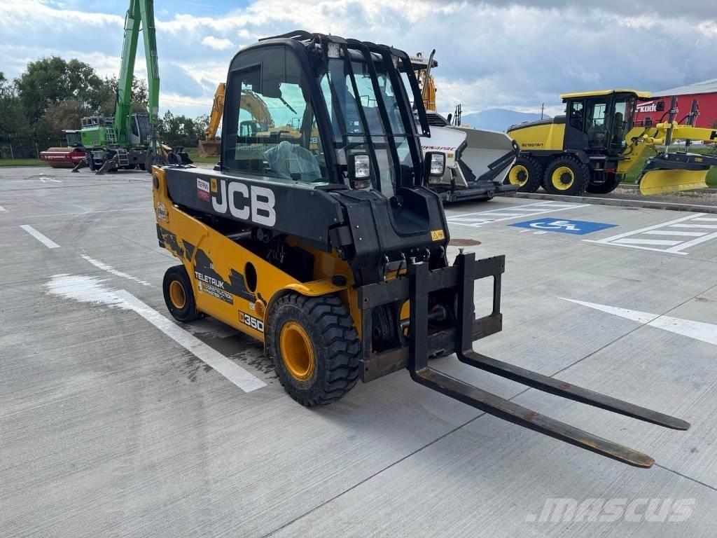 JCB TLT 35 D مناولات متداخلة