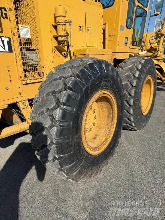 CAT 140G معدات تمهيد الطرق