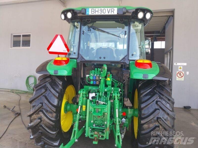 John Deere 5090 M الجرارات