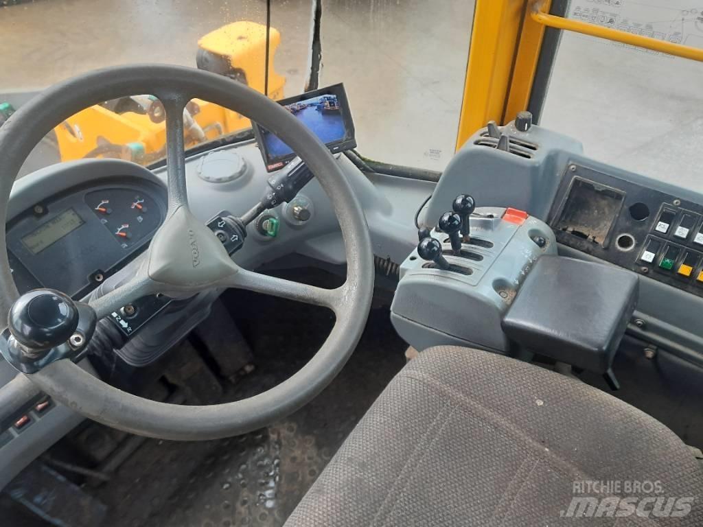 Volvo L 70 E لوادر بعجل