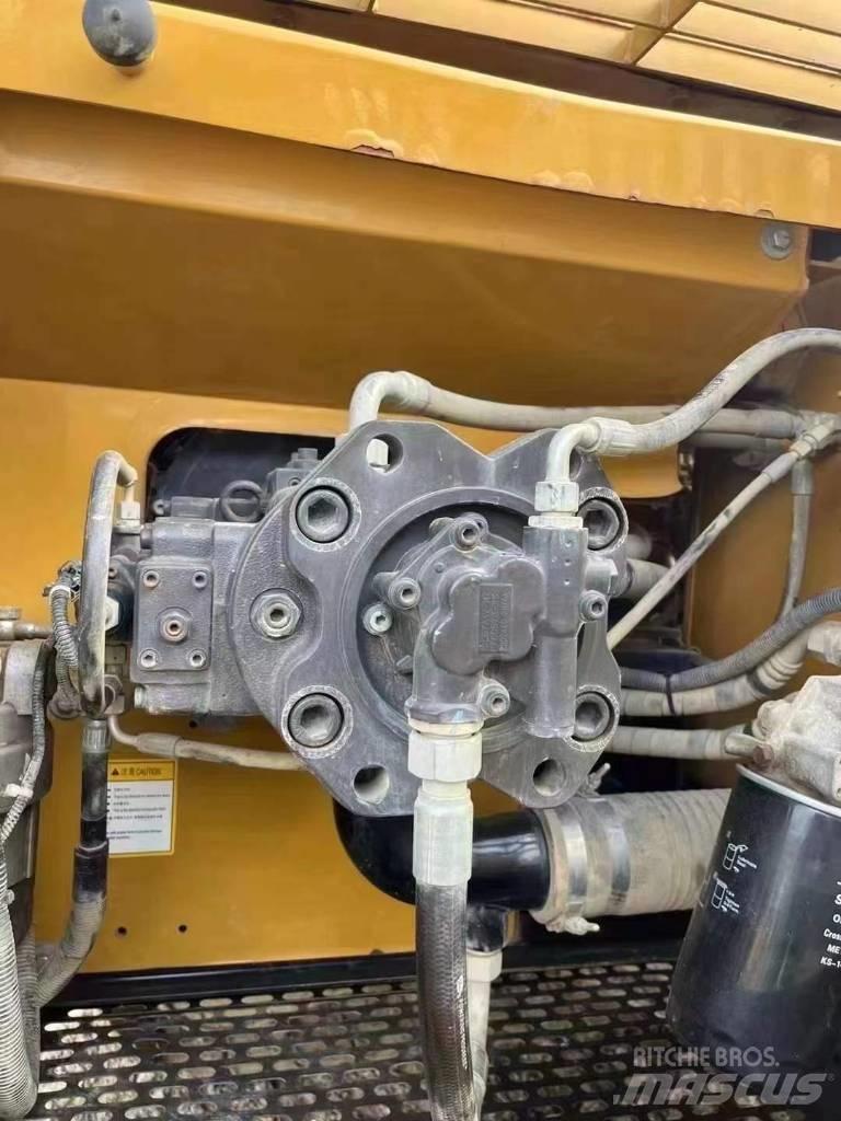 Sany sy215c-10 حفارات زحافة