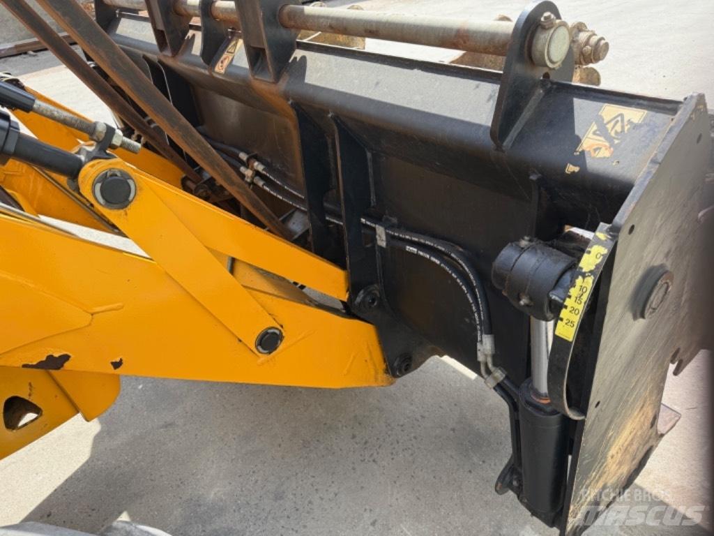 JCB 3 CX لوادر ذات جرافات عكسية