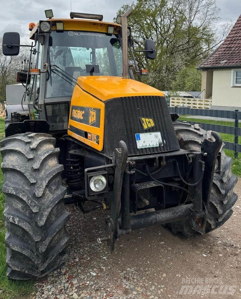 JCB Fastrac 1115 الجرارات