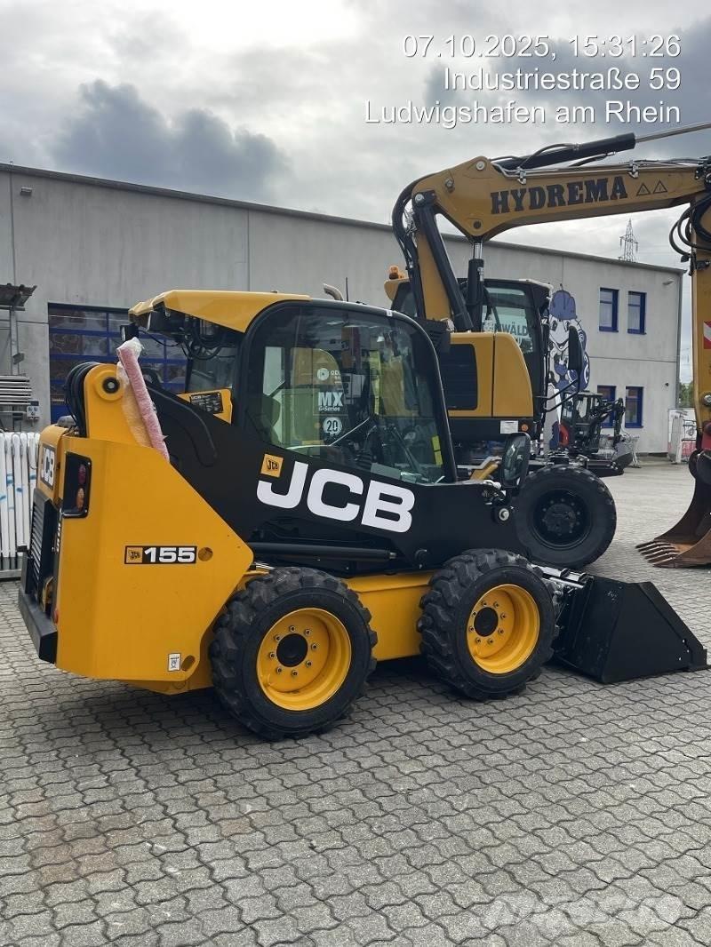 JCB 155 لوادر انزلاقية التوجيه