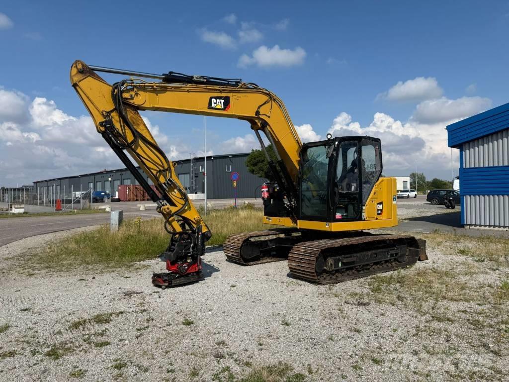 CAT 310 حفارات زحافة