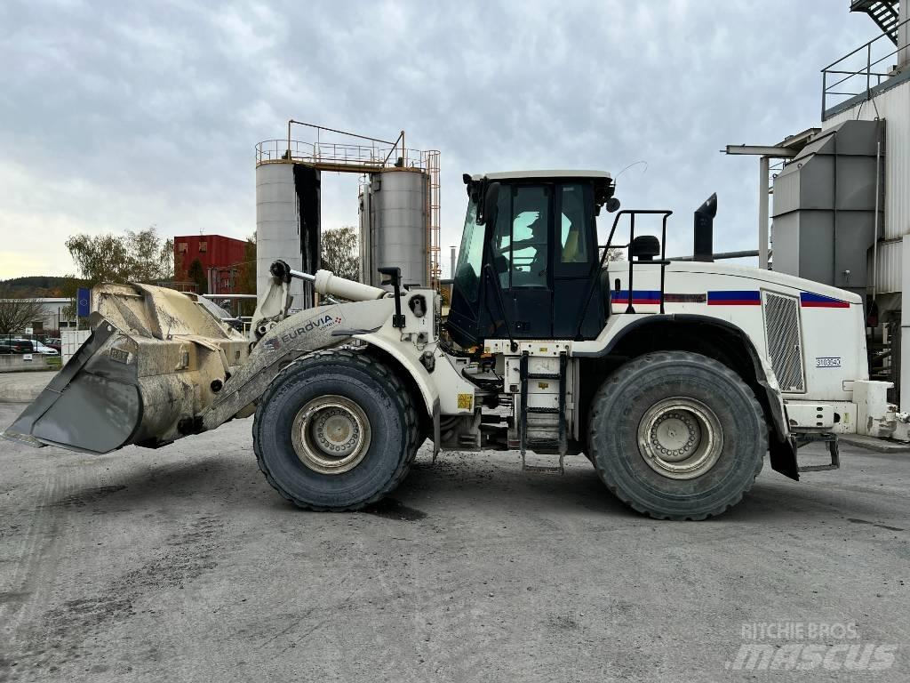 CAT 966 H لوادر بعجل
