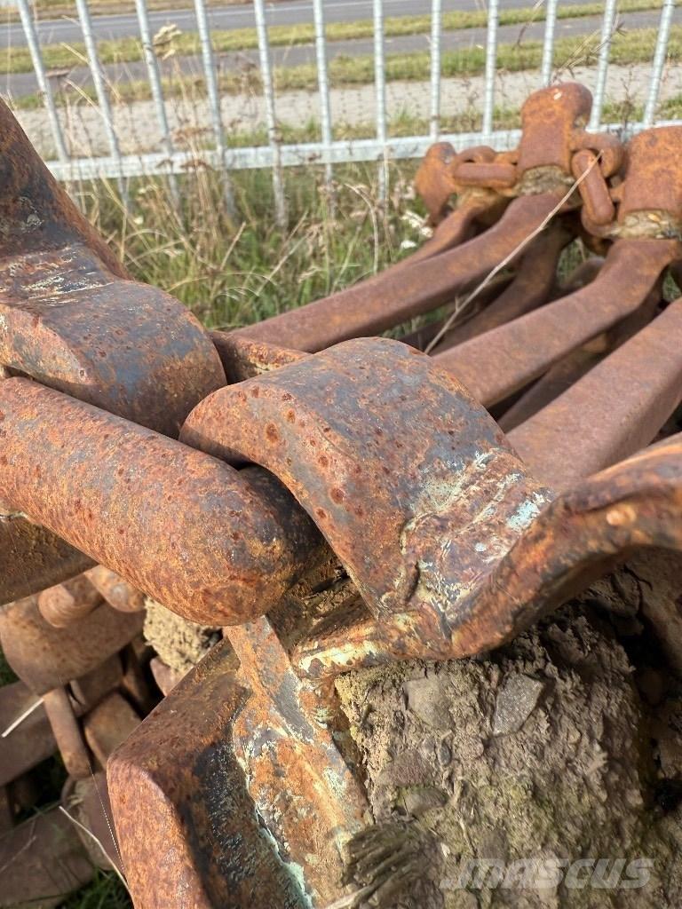 Olofsfors 800-26.5 المسارات والسلاسل والهيكل السفلي