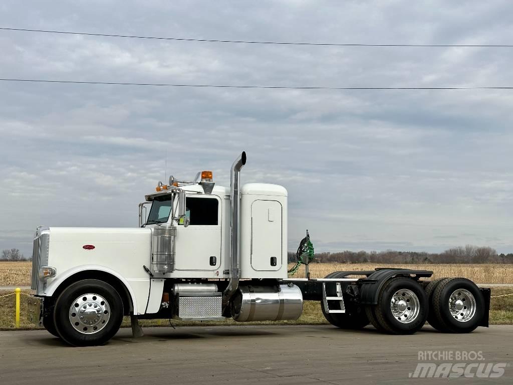 Peterbilt 389 وحدات الجر