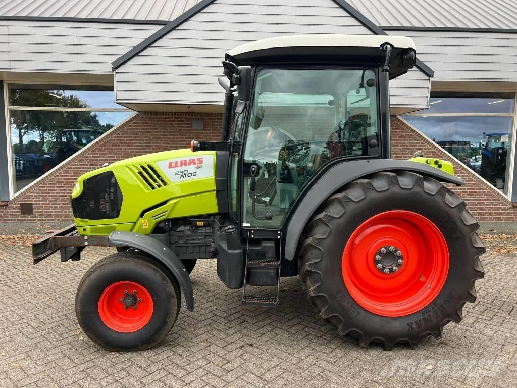 CLAAS Atos 230 الجرارات