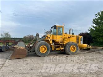 Volvo L 180 E لوادر بعجل