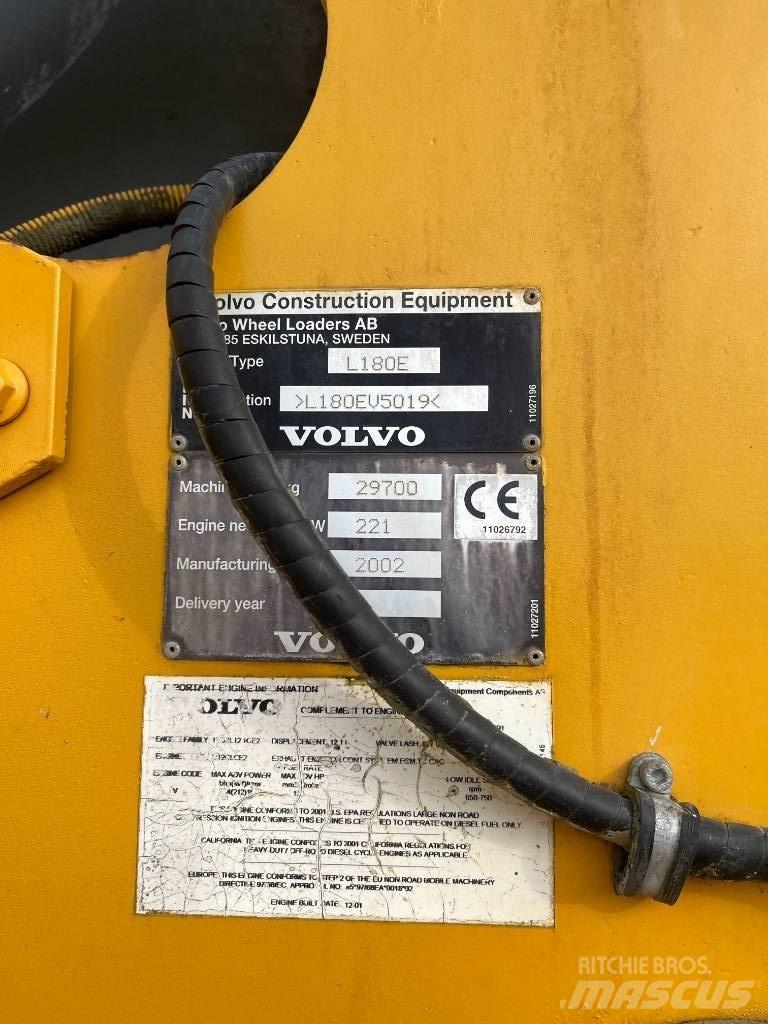 Volvo L 180 E لوادر بعجل