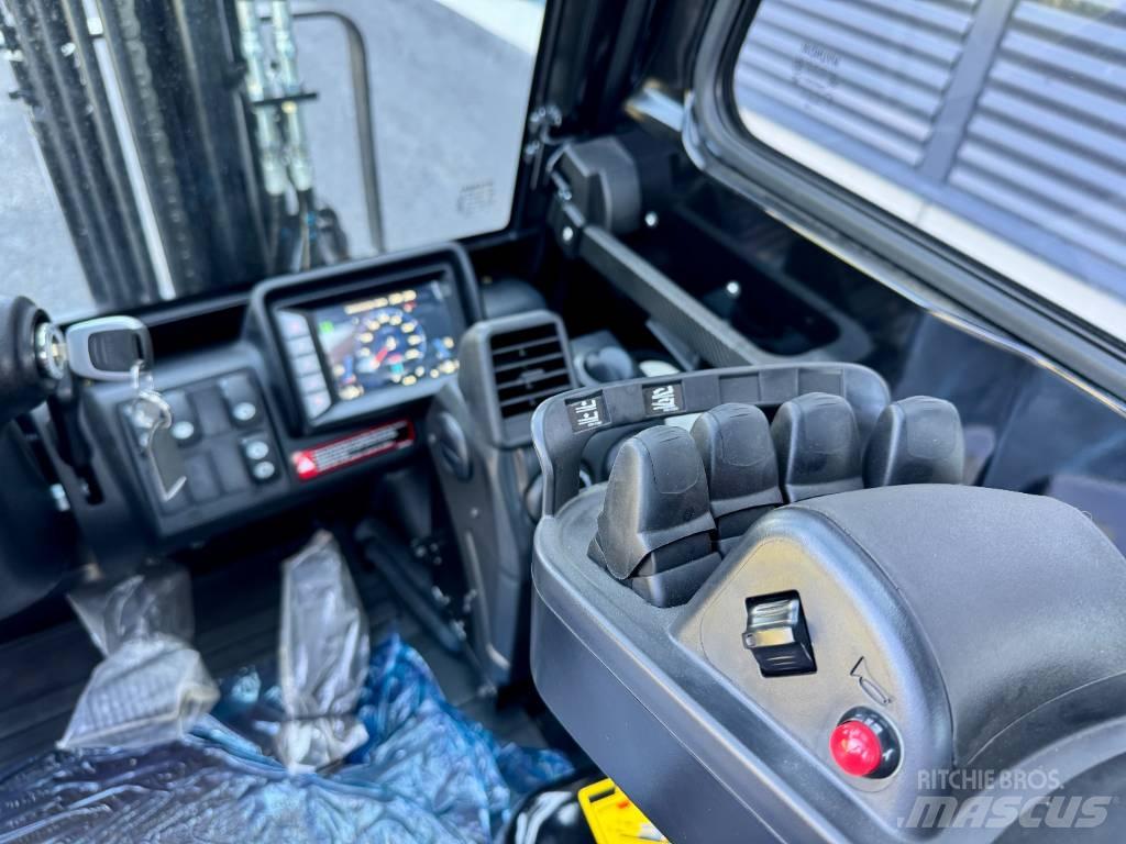 Hyundai 35DN-9V شاحنات الديزل